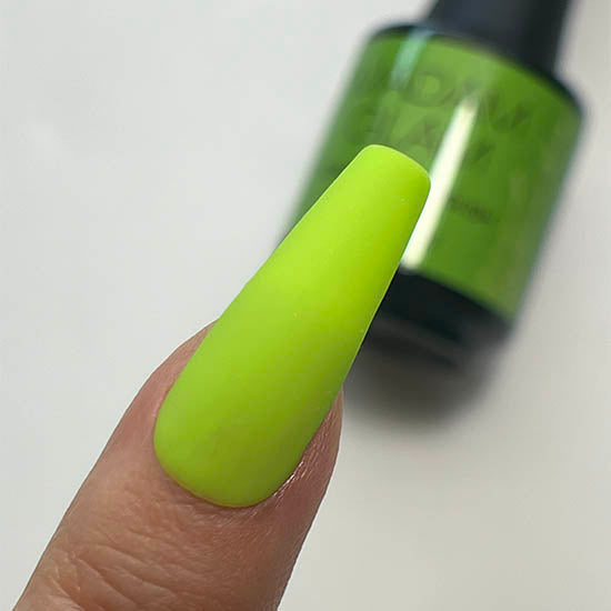 Madam_Glam_Creme_Soak_Off_Gel_Green_Mojito