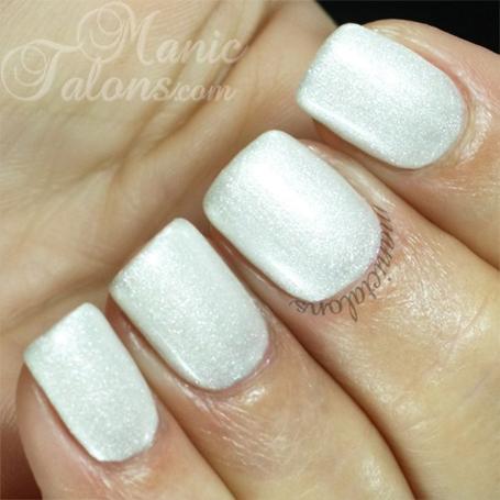 Soak_Off_Gel_Madam_Glam_White_Shimmer_White